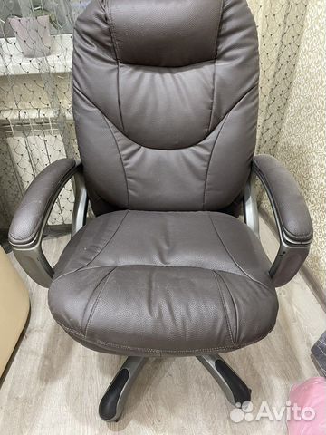 Компьютерное кресло