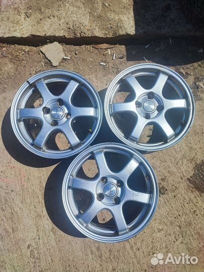 Литые диски r 15 4*100 3 штуки Веста