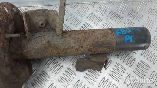 Стойка передняя левая volvo V70 3 (KBG04K501)