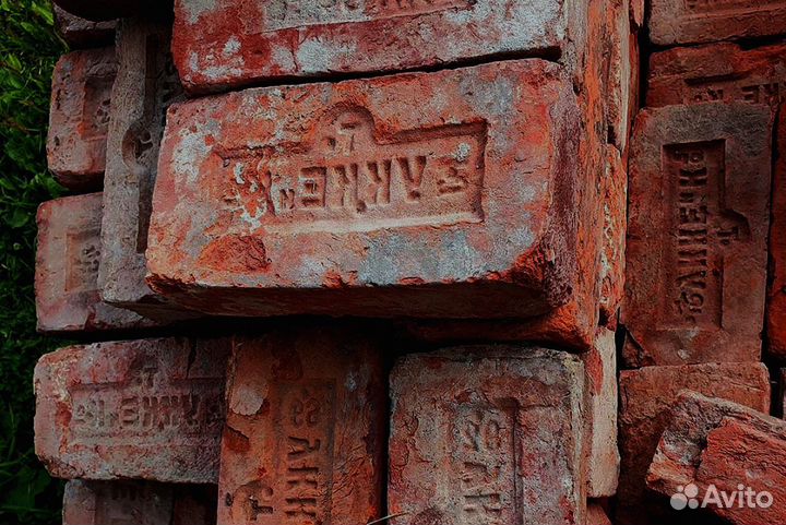 Прочный керамический кирпич