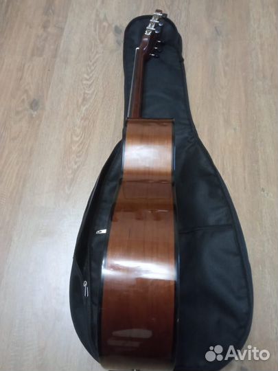 Гитара классическая Ortega 3/4+Чехол