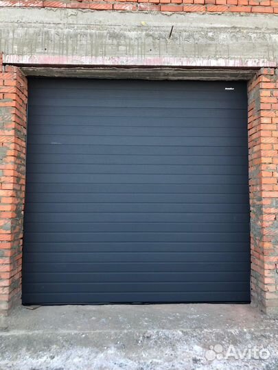 Секционные ворота