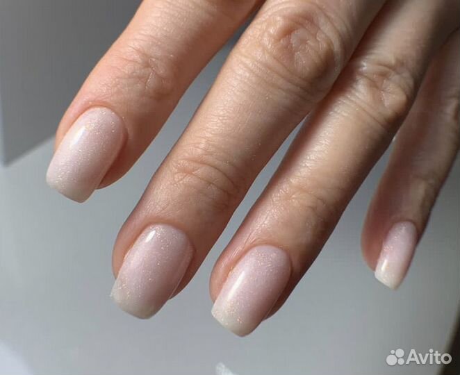 Маникюр и педикюр