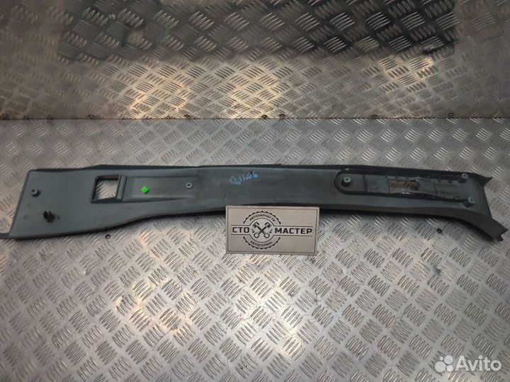 Обшивка стойки правой Ford Transit 2.2