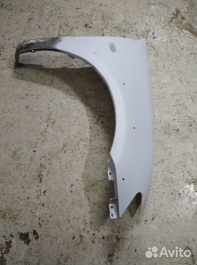 Крыло переднее Mitsubishi L200 2006-2016