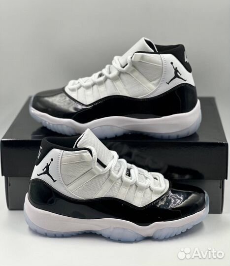 Nike Air Jordan 11 Retro Concord