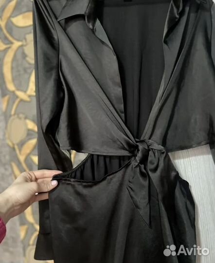 Вечернее атласное платье