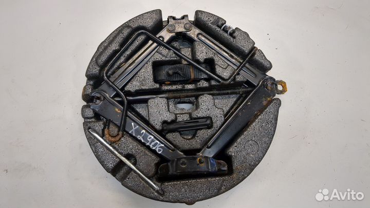 Набор инструментов штатный Opel Astra J, 2010