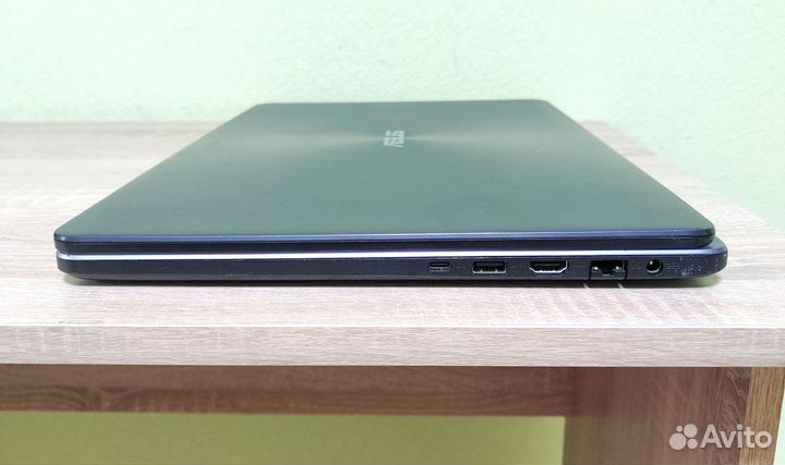 Ноутбук Asus 17.3 дюйма / Intel N5000 Silver