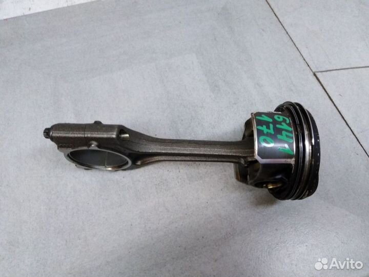 Поршень с шатуном