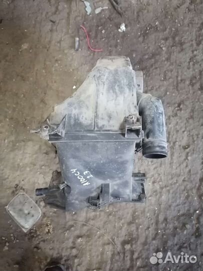 Корпус воздушного фильтра Audi 100c4