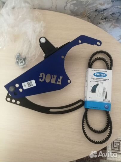 Кронштейн переноса генератора Нива карб. с ремнём