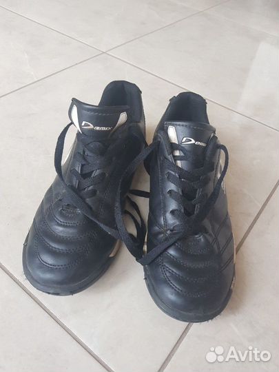 Футбольные бутсы