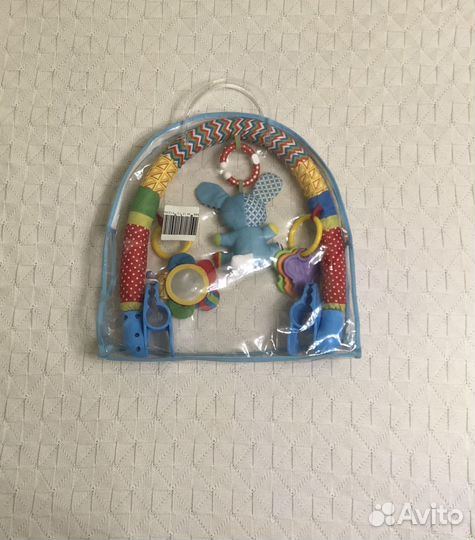 Развивающая дуга с игрушками