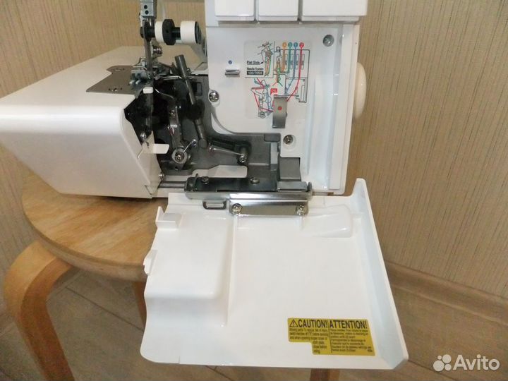 Оверлок Bernina 870D