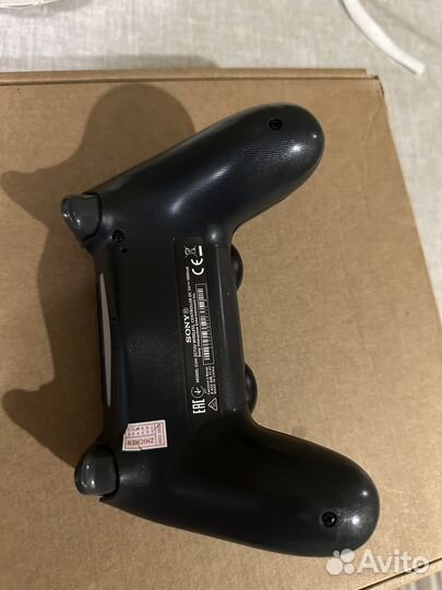 Джойстик геймпад на Sony PS4