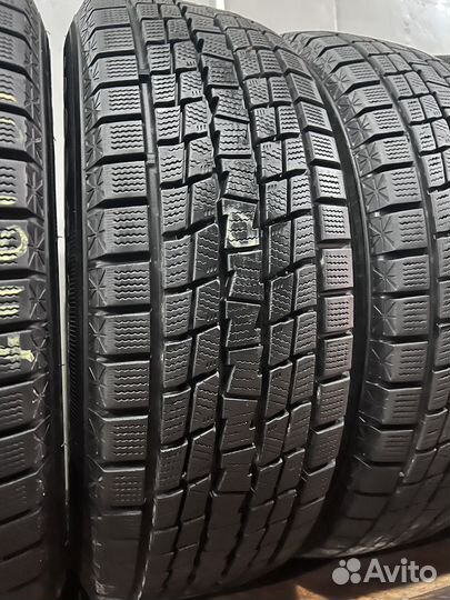 Goodyear Ice Navi SUV 225/65 R17 102Q