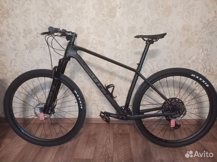 Велосипед карбон на осях Twitter