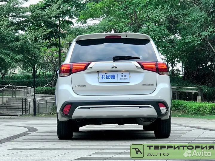 Mitsubishi Outlander 2.4 CVT, 2021, 24 000 км