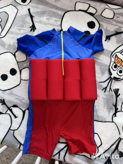 Одежда для бассейна