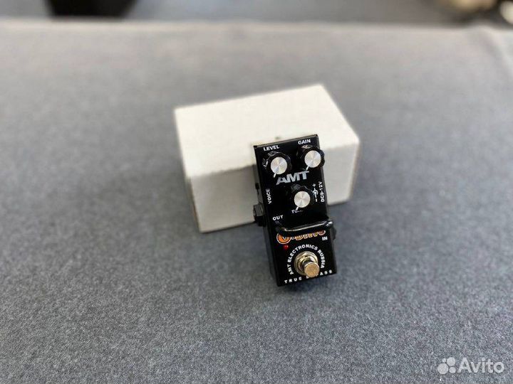 Педаль эффектов для гитары