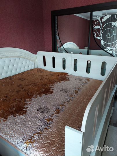 Ограничитель для кровати