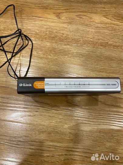 Коммутатор D-Link DES-1008D
