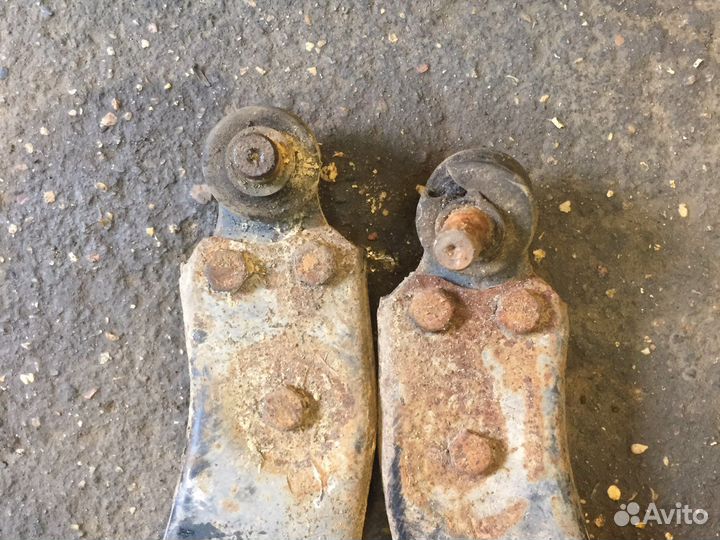 Рычаг передний Ford Focus 1