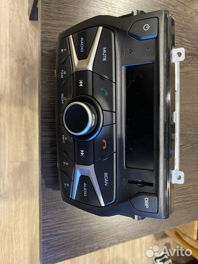 Продам магнитолу LADA Vesta