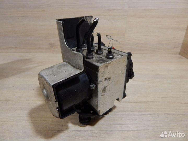 Блок ABS VW Passat B6