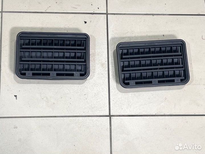 Вентиляция багажника Bmw 330Xi E46 M54B30 2001