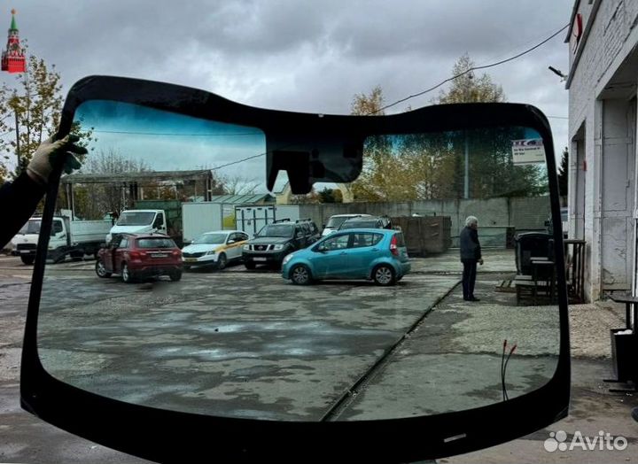 Лобовое стекло на Mercedes Gelandewagen дд дс