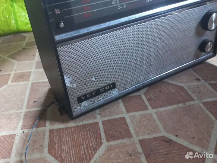 Радиоприемник СССР транзистор vef 201