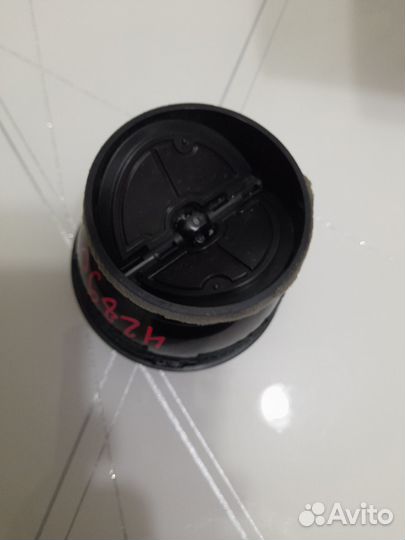 Регулятор направления воздушного потока Mazda