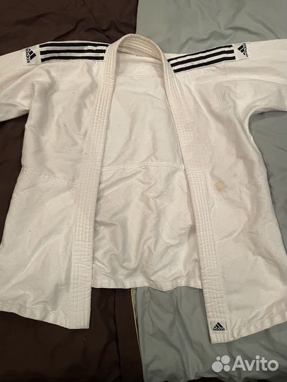 Кимоно для дзюдо adidas club 160 (+жёлтый пояс )