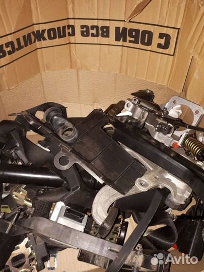 Запчасти mercedes Е210