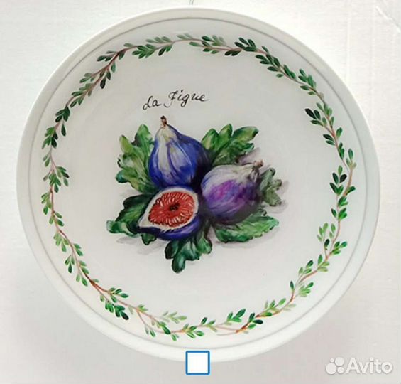 Тарелка настенная