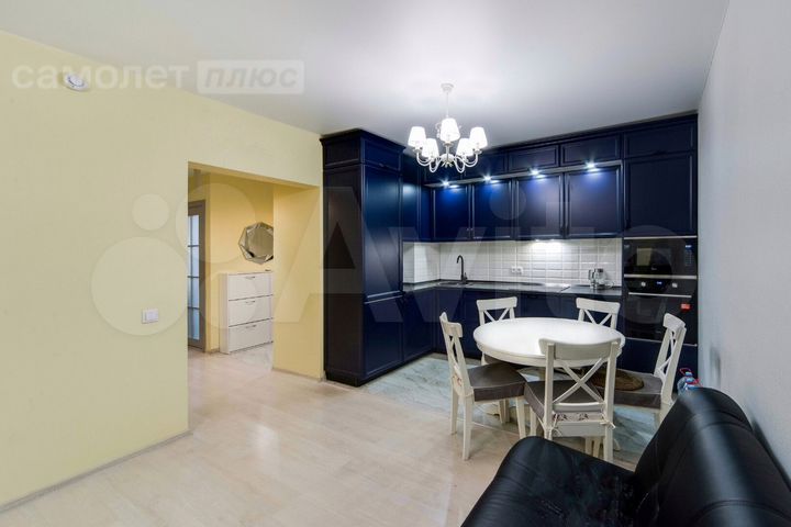 3-к. квартира, 79 м², 5/25 эт.