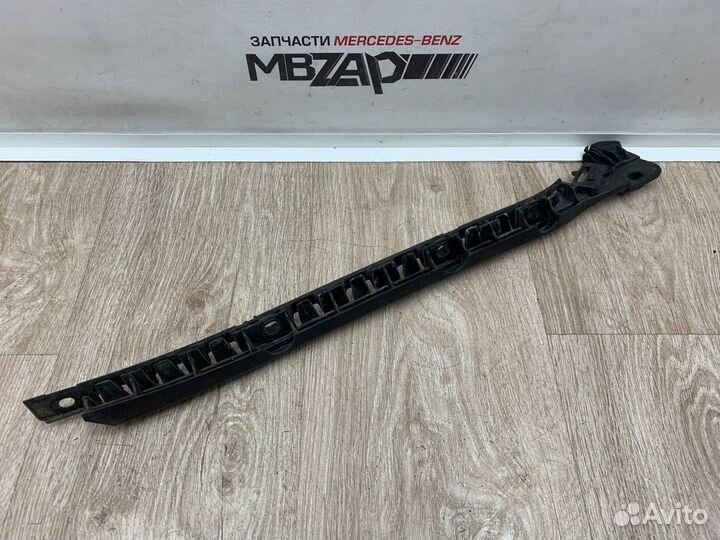 Кронштейн заднего бампера левый Mercedes W212 E
