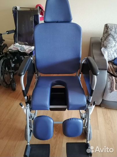 Кресло Коляска инвалидная с санитарным оснащением