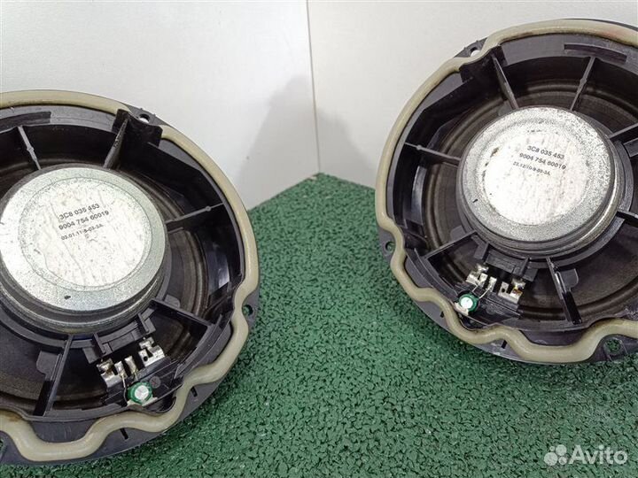 Динамик двери задний Vw Passat B7 2011