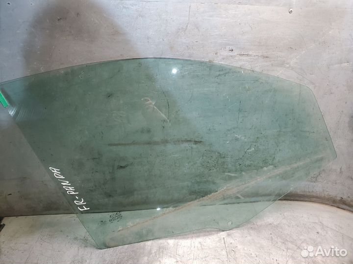 Fiat Раndа 03-12 Стекло передней правой двери