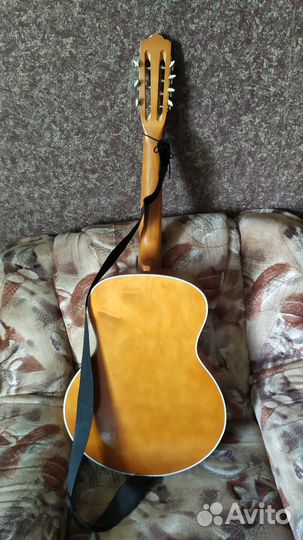7 струнная гитара