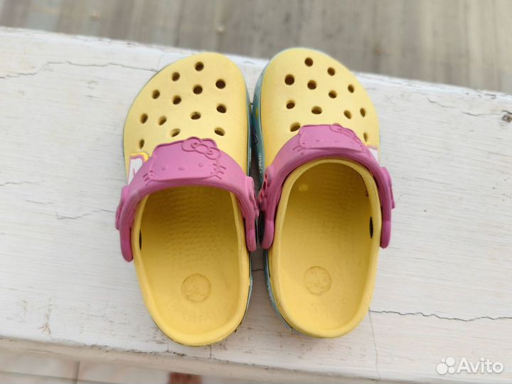 Crocs для девочки 25-26 размер