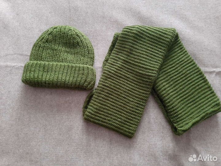 Комплект шапка и снуд