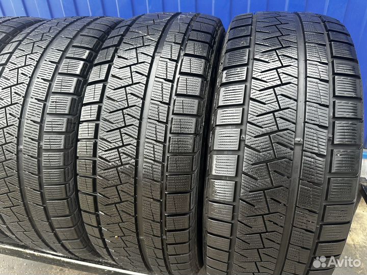 Pirelli Ice Asimmetrico 225/50 R17 94Q