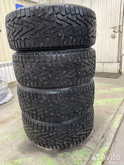 Pirelli Winter Studdable Plus 225/45 R18
