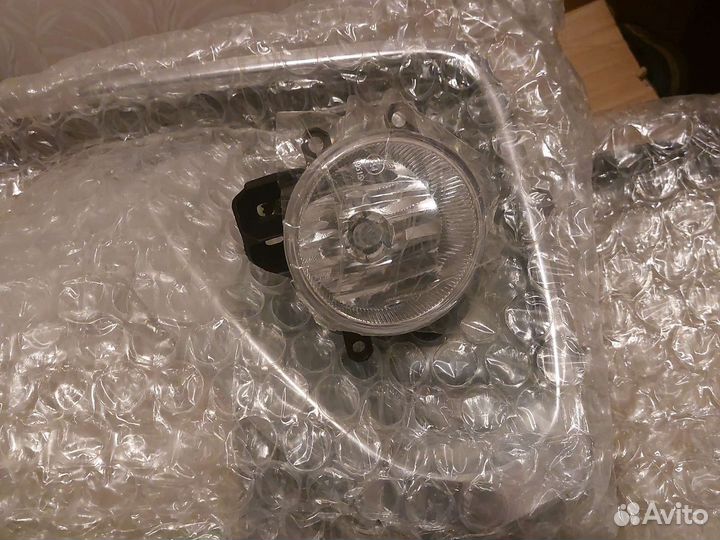 Противотуманные фары Toyota fortuner