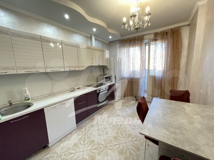 2-к. квартира, 58 м², 13/20 эт.