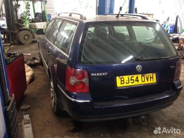 Разбор на запчасти Volkswagen Passat 5